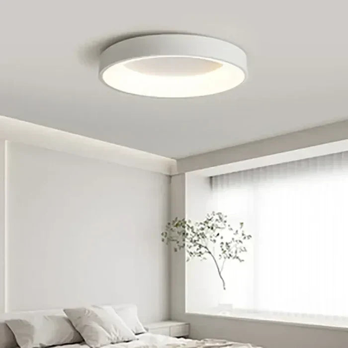 Skandynawska okrągła lampa sufitowa LED