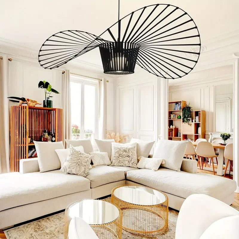 Czarna_Lampa_Wiszaca_w_Stylu_Geometrycznym2.jpg