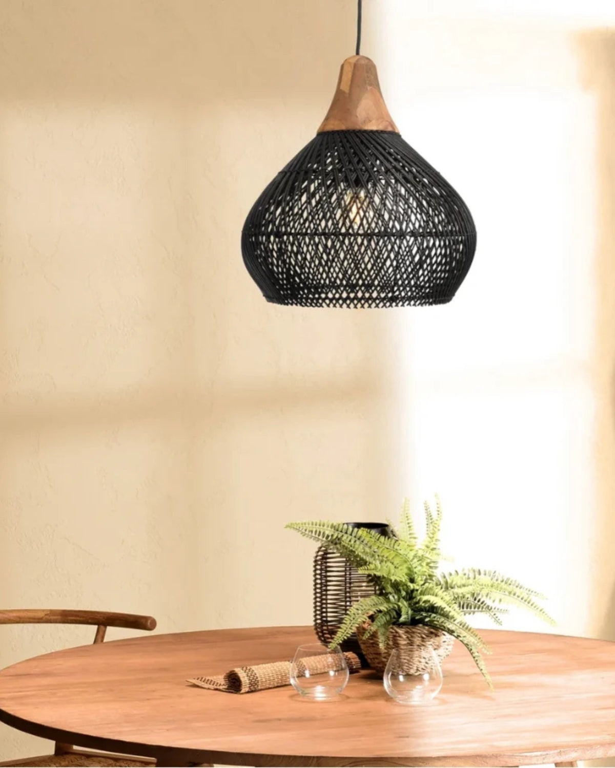 Minimalistyczna Lampa Sufitowa z Miękkim Oświetleniem