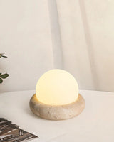 Lampa Stołowa z Kulistą Kamienną Podstawą