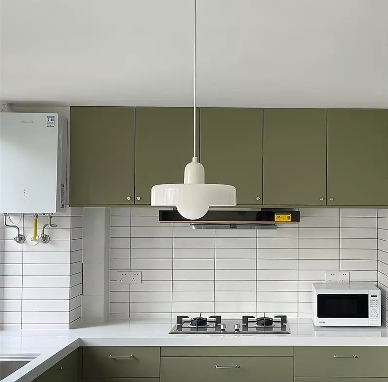 Lampa Sufitowa o Harmonijnej Atmosferze | Lampa do Salonu