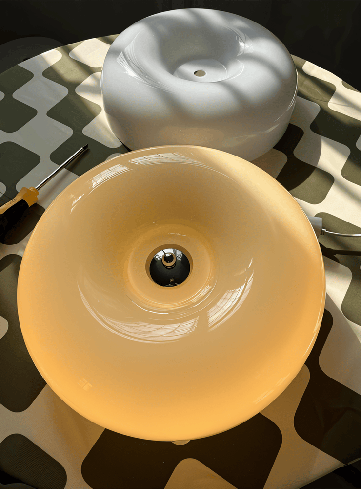 Lampa Sufitowa w Kształcie Pączka