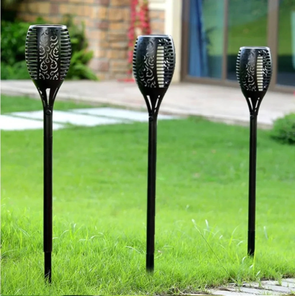 Zestaw_Czterech_Zewnetrznych_Lamp_Solarnych1.jpg