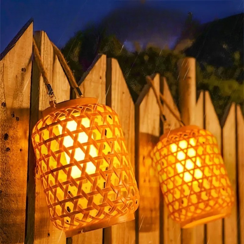 Zestaw dwóch wiszących lampionów zasilanych energią słoneczną