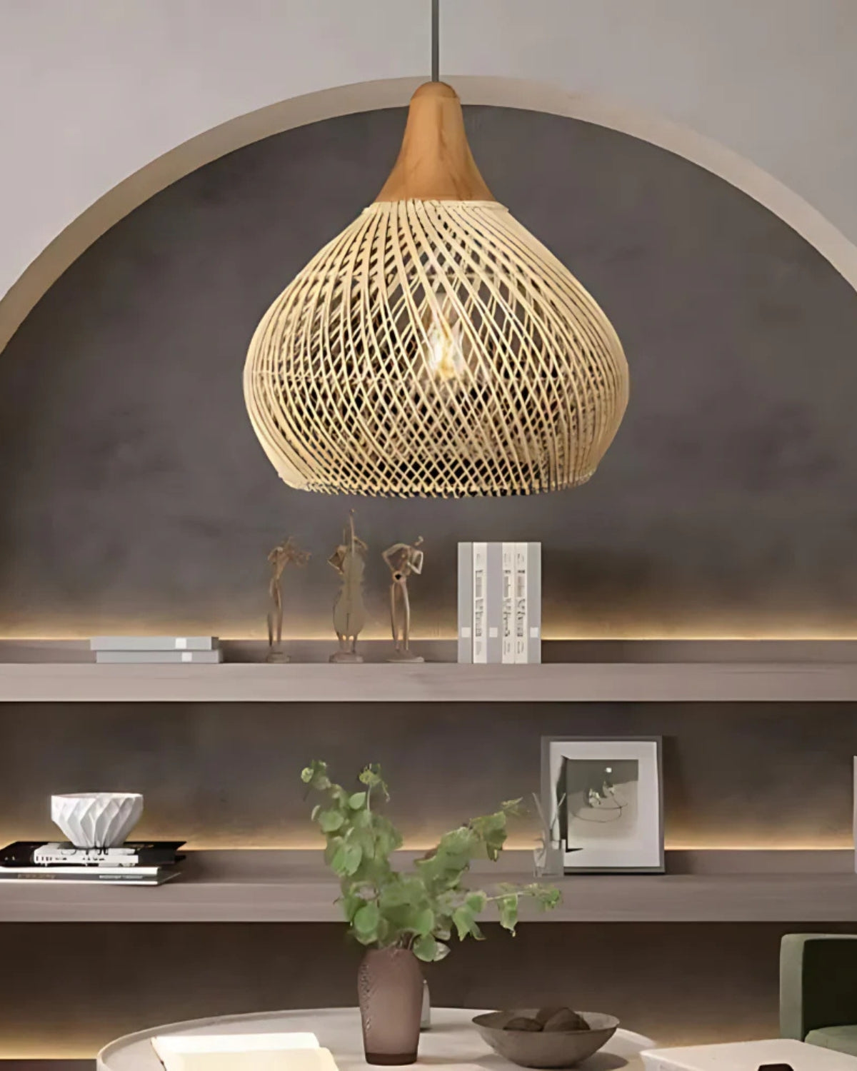 Minimalistyczna Lampa Sufitowa z Miękkim Oświetleniem