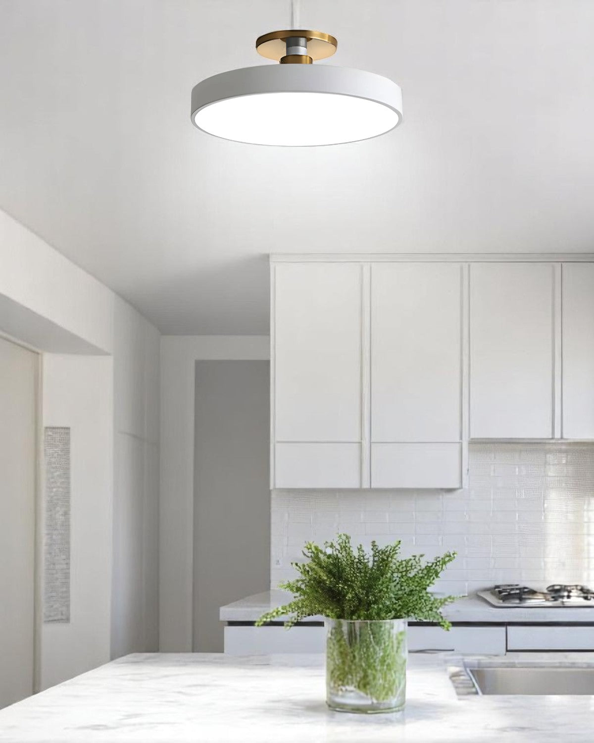Lampa Sufitowa Półpłaska | Nowoczesny, Minimalistyczny Design z Ciepłym Oświetleniem LED